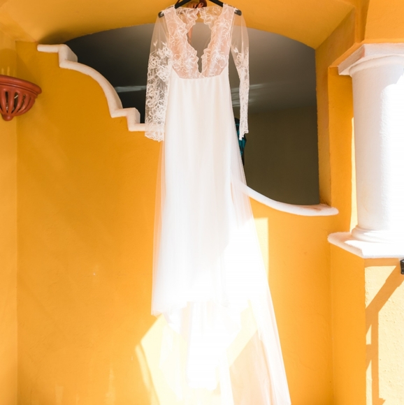 Rime Arodaky Ailey Wedding Gown - Picture 8 of 12